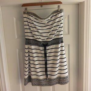 Beautiful strapless striped dress
